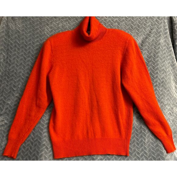 Neiman Marcus 100% Cashmere Turtleneck in Stunning Pumpkin Size L Soft Luxury - Picture 1 of 5
